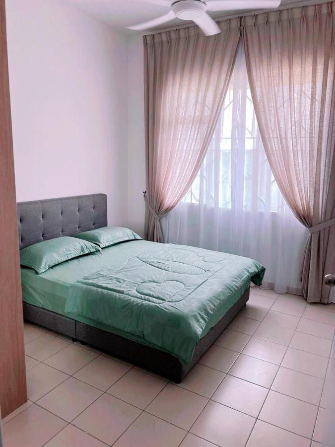 Appartamento The Halt Putrajaya Esterno foto
